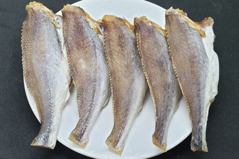 Cách chọn khô cá đù ngon