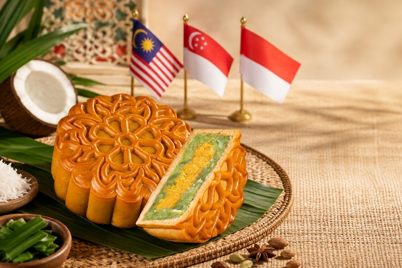 Bánh Trung Thu Cendol Sữa Dừa Tai Thong cắt đôi nhân xanh cốm
