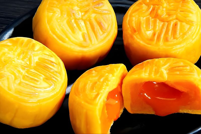 bánh trung thu lava vị trứng muối