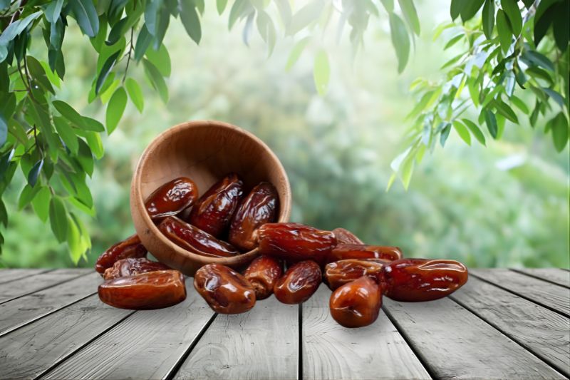 Chà là không cành với các giá trị dinh dưỡng nổi bật