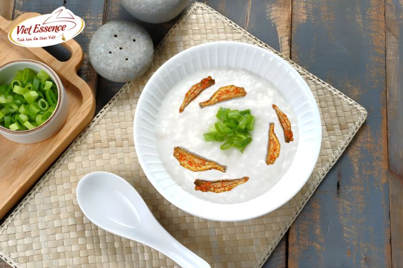Cháo trắng ăn cùng khô cá đù