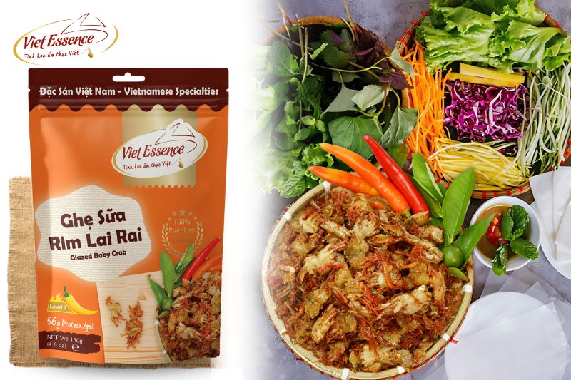 Cuốn bánh tráng với Ghẹ Sữa Rim Viet Essence - Tai thong