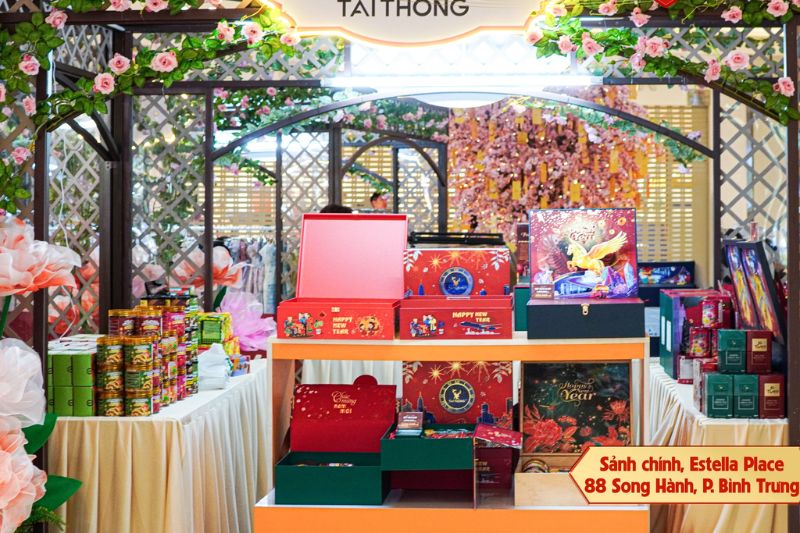 Gian hàng quà Tết Tai Thong Estella Place