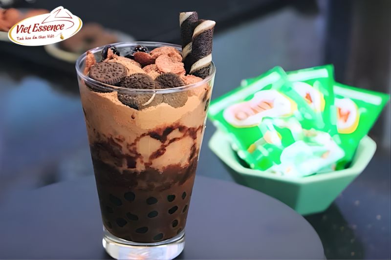 Milo dầm có vị đắng từ cacao và vị béo ngậy của sữa đặc