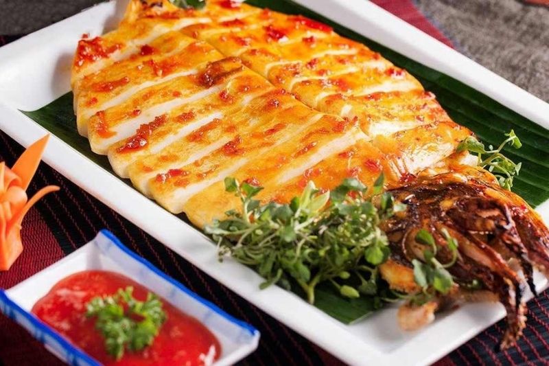 Mực nướng sa tế