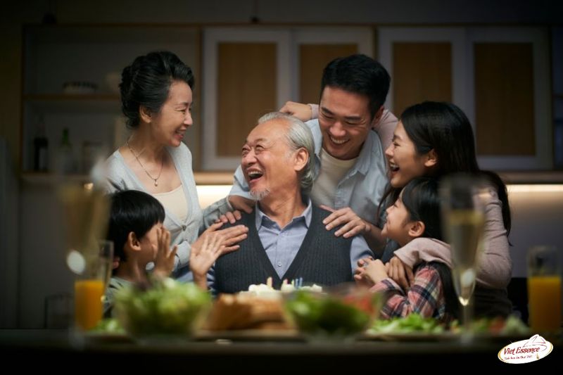 Tụ tập gia đình