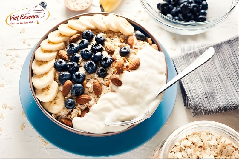 Sữa chua kết hợp hạt dinh dưỡng