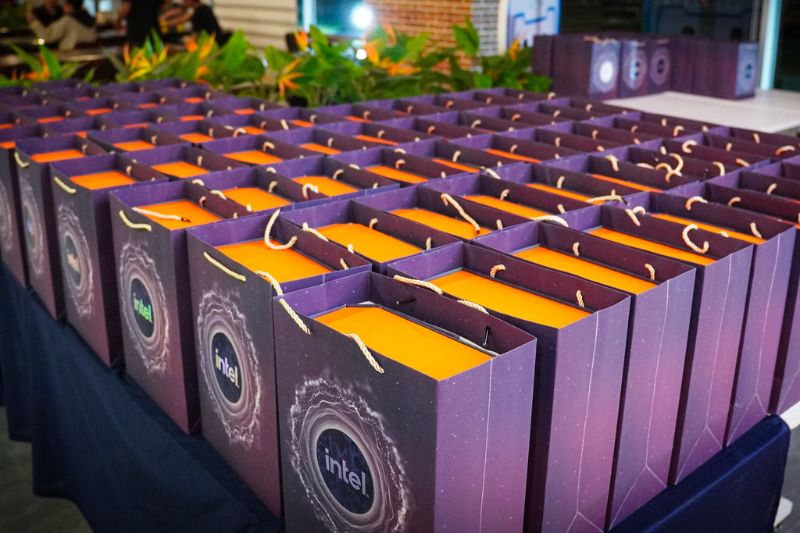 Tai Thong đã cung cấp hộp quà doanh nghiệp cho tập đoàn công nghệ Intel