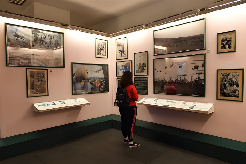 Tham quan địa điểm lịch sử