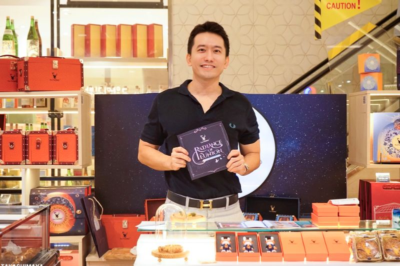 gian hàng tai thong ở takashimaya