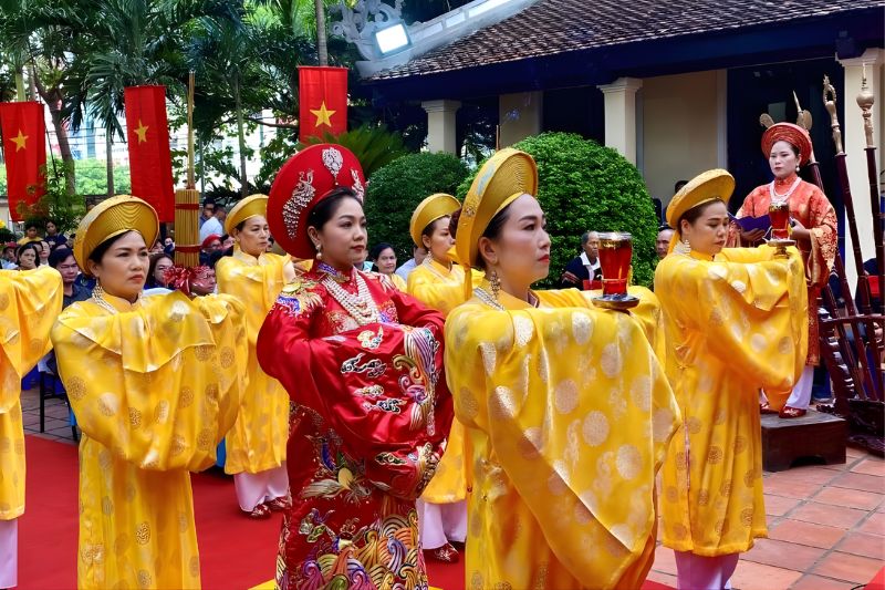 Tế nữ quan trong ngày Giỗ Tổ Hùng Vương tại Khu di tích lịch sử Đền Hùng.