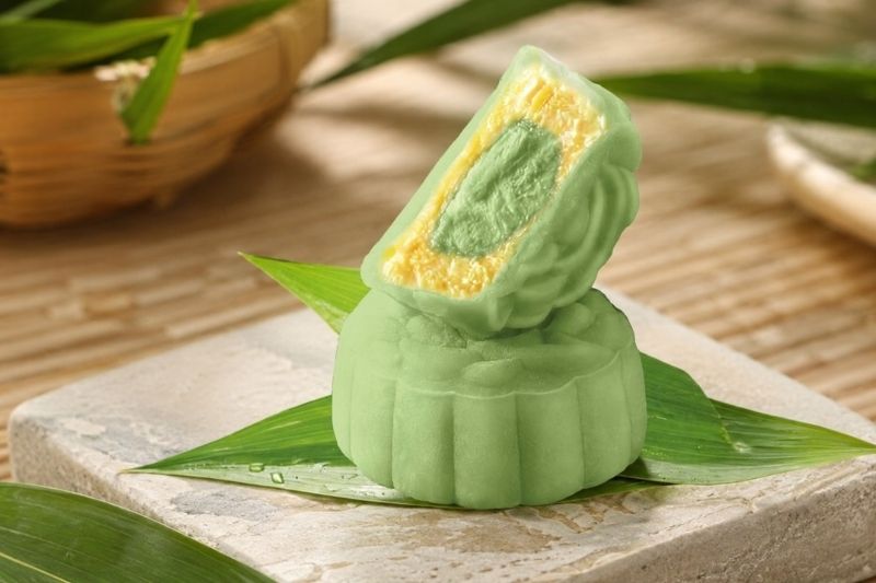 Bánh Sầu Riêng Musang King Hạt Dẻ Cười Vỏ Tuyết