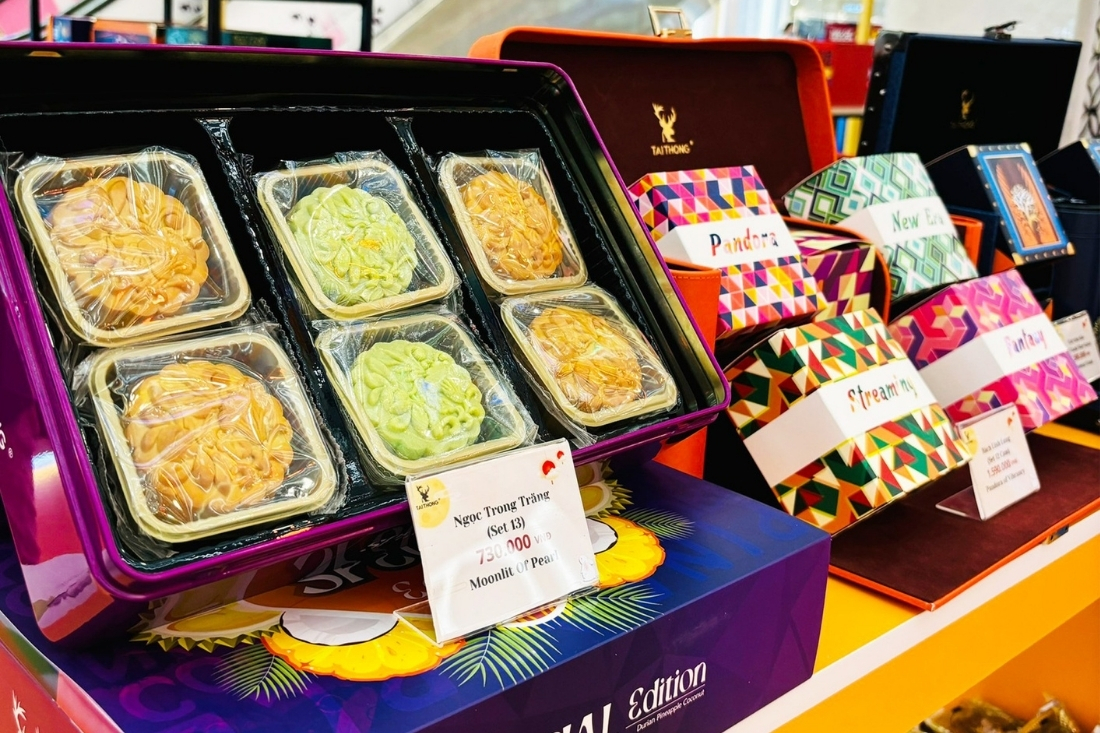 Cửa hàng Tai Thong tại Vạn Hạnh Mall