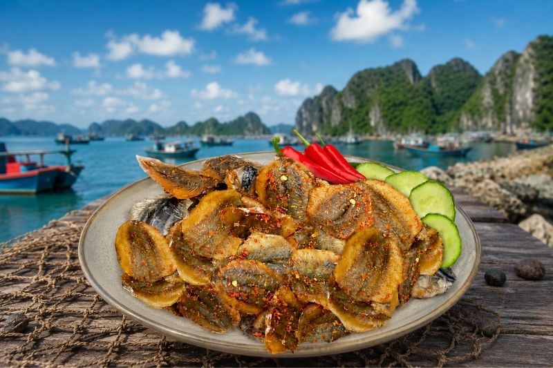 Khô cá chỉ vàng - cá chỉ vàng là cá biển