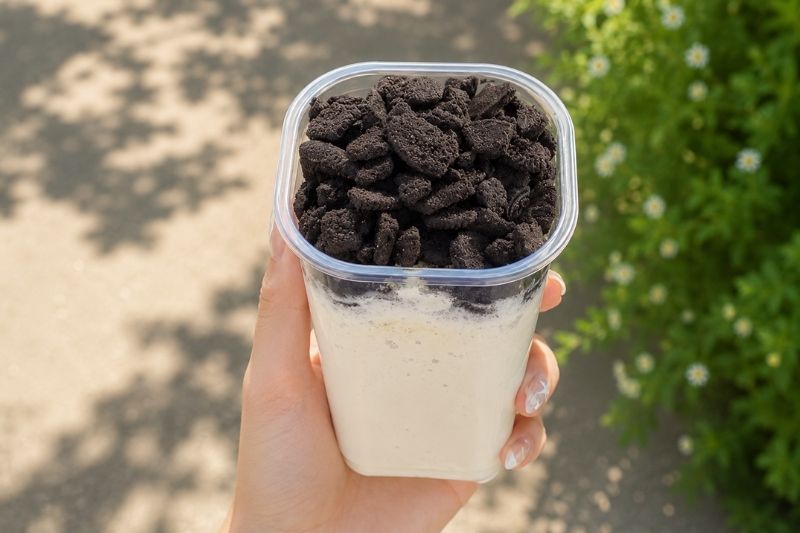 Sữa tươi váng sữa đá tuyết phiên bản matcha oreo