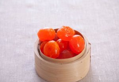 Tại sao sử dụng trứng vịt muối trong nhân bánh trung thu?